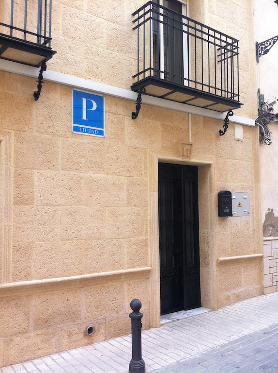Pension Ruiz Linares  Extérieur photo