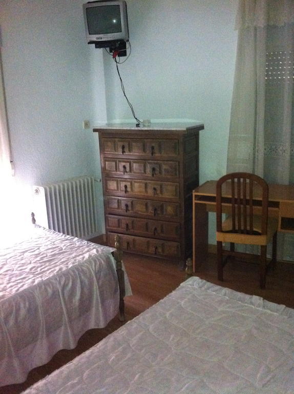 Pension Ruiz Linares  Chambre photo